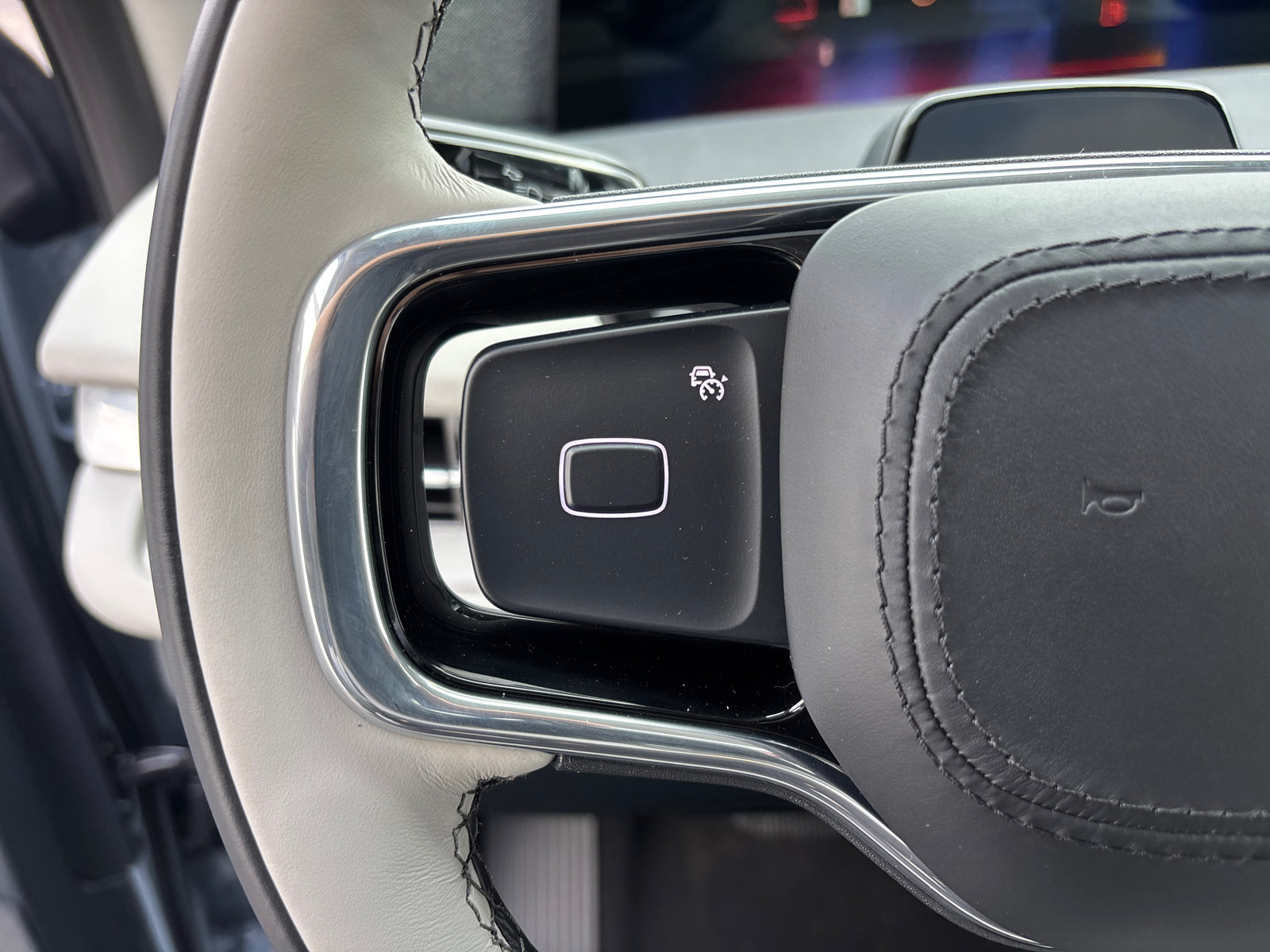 New 2026 Lincoln Navigator Reserve w/ Jet Appearance Package AWD/4WD image 16