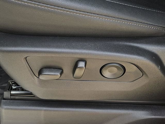 Used 2025 Chevrolet Silverado 1500 LTZ image 31