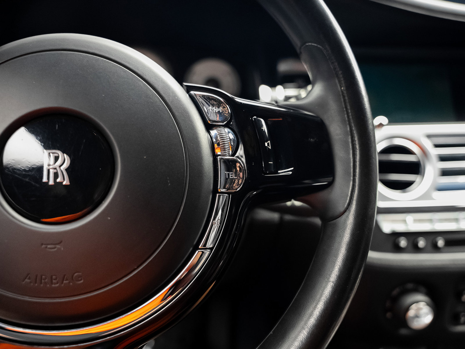 Used 2016 Rolls-Royce Wraith RWD image 41