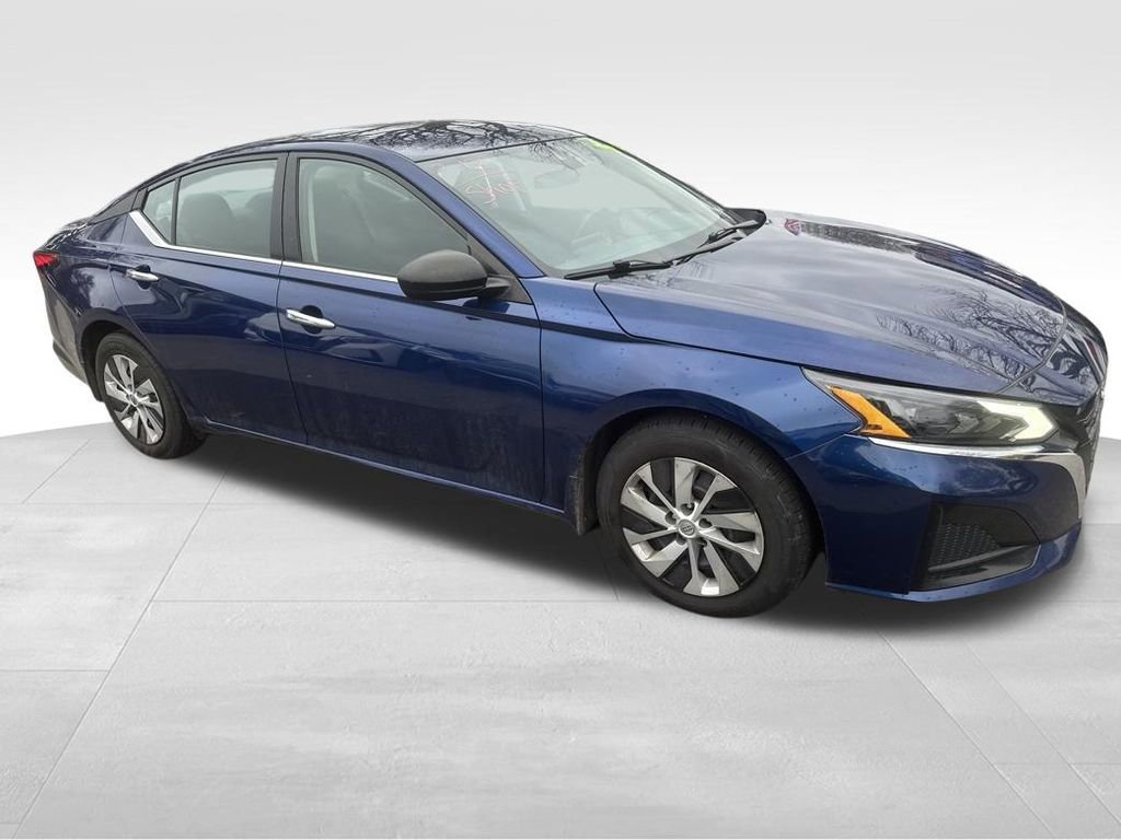 Used 2024 Nissan Altima 2.5 S image 28