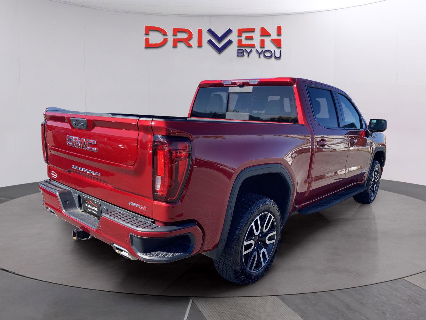 Used 2024 GMC Sierra 1500 AT4 w/ Technology Package image 8