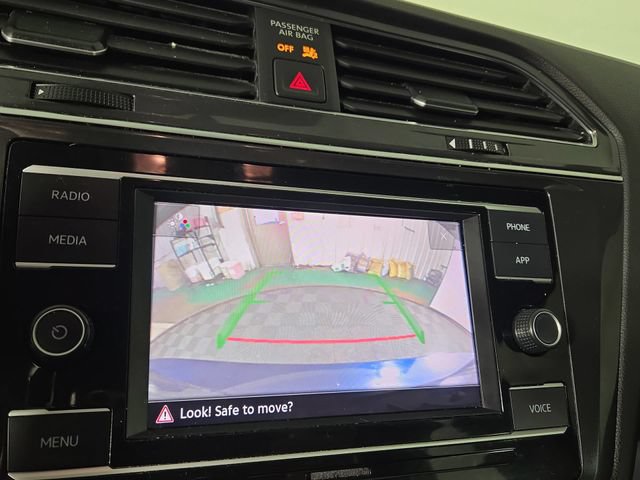Used 2021 Volkswagen Tiguan S FWD image 19