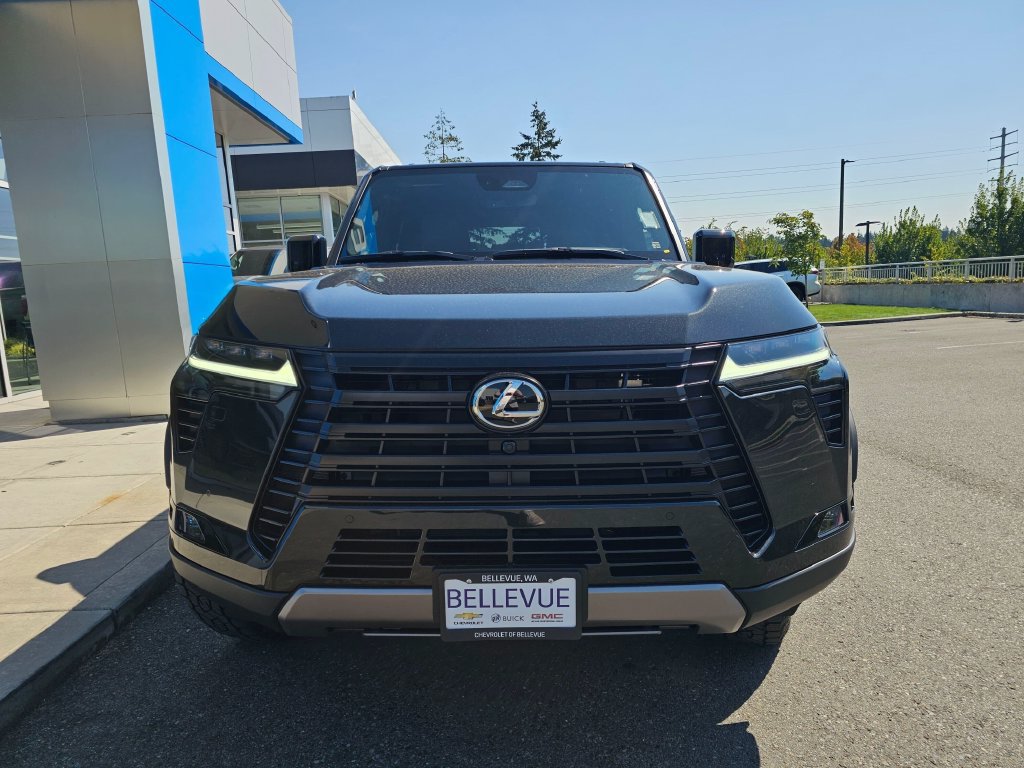 Used 2026 Lexus GX 550 AWD/4WD image 2