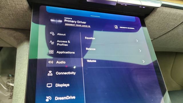 Used 2024 Lucid Air Pure RWD image 40