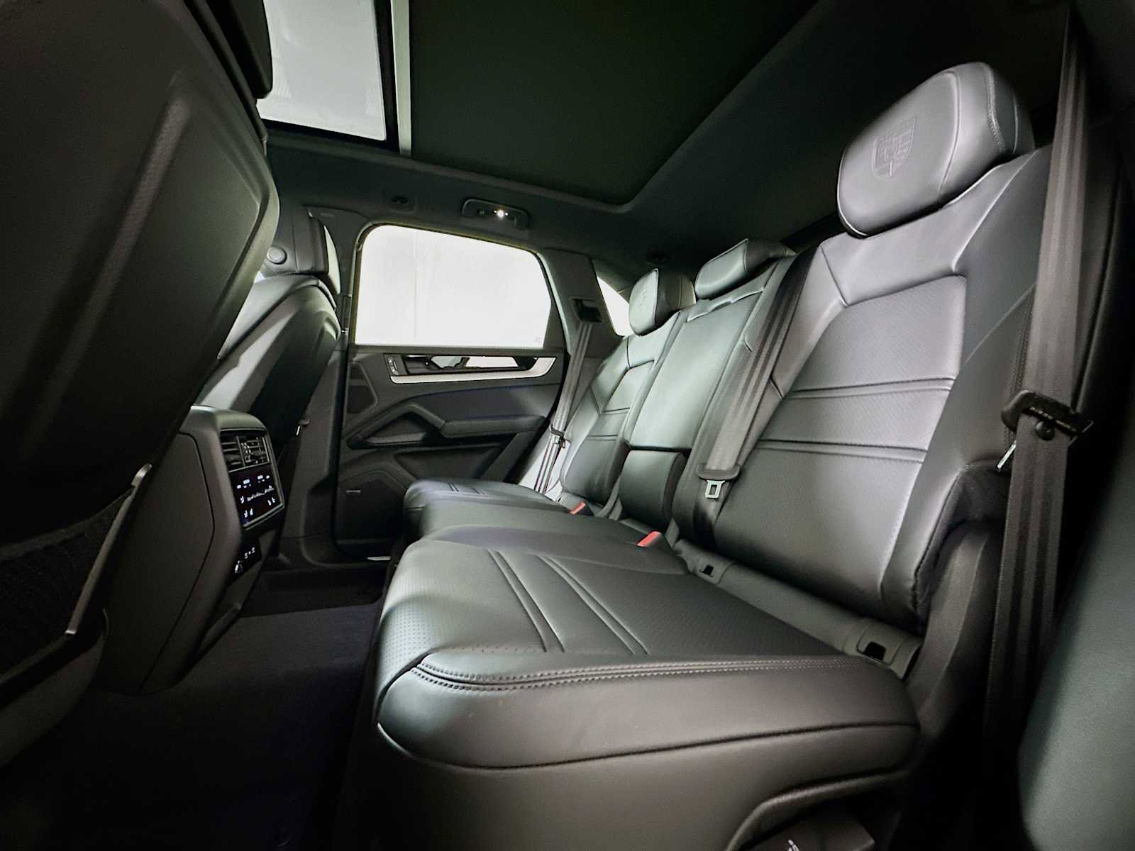 New 2026 Porsche Cayenne image 22