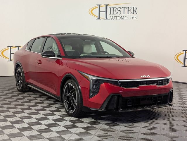 Used 2025 Kia K4 GT-Line w/ GT-Line Premium Package FWD image 2
