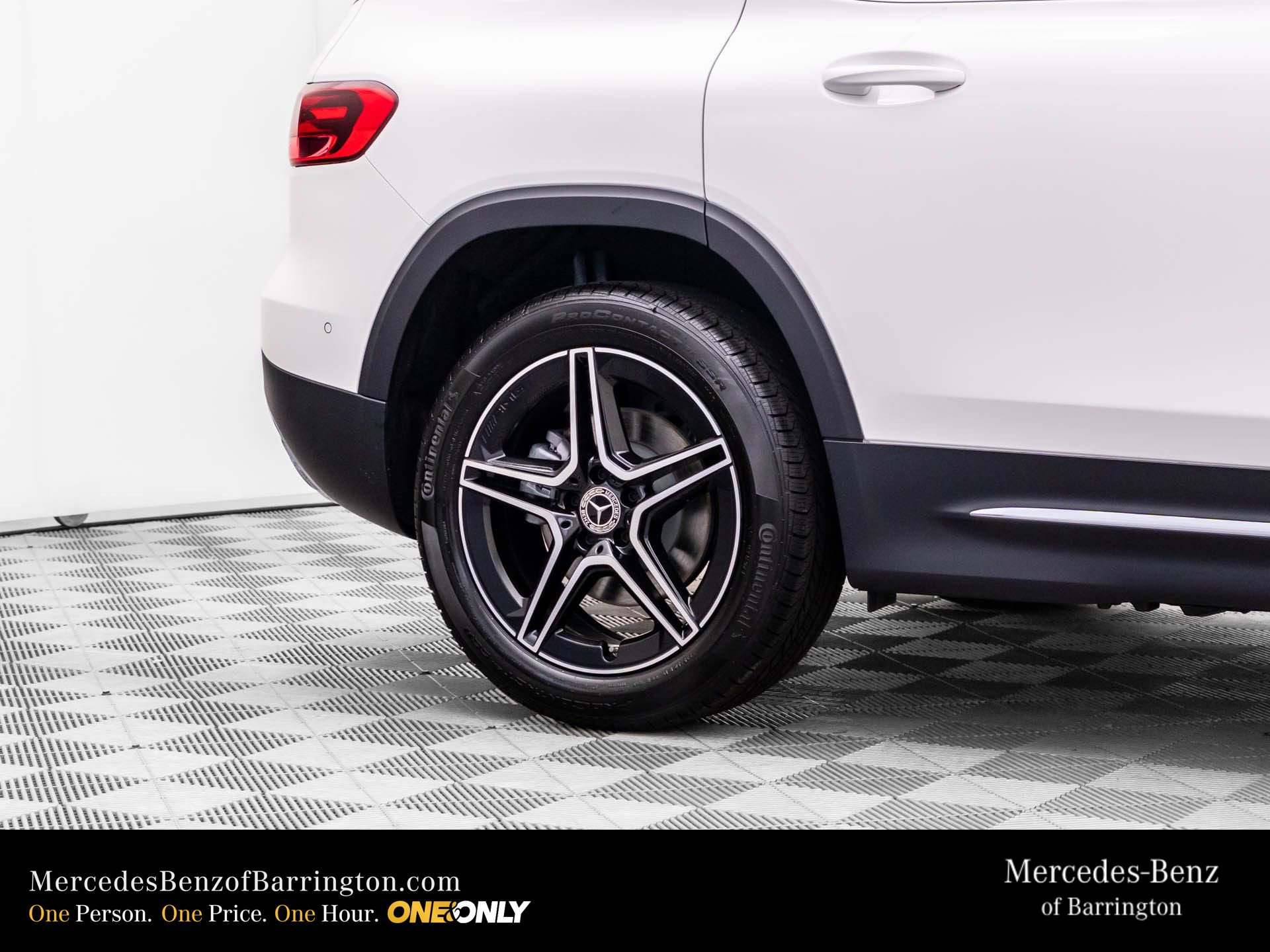 New 2026 Mercedes-Benz GLB 250 4MATIC image 37