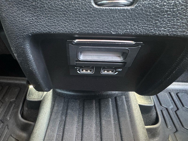 Used 2020 Jeep Cherokee Latitude Plus AWD/4WD image 21