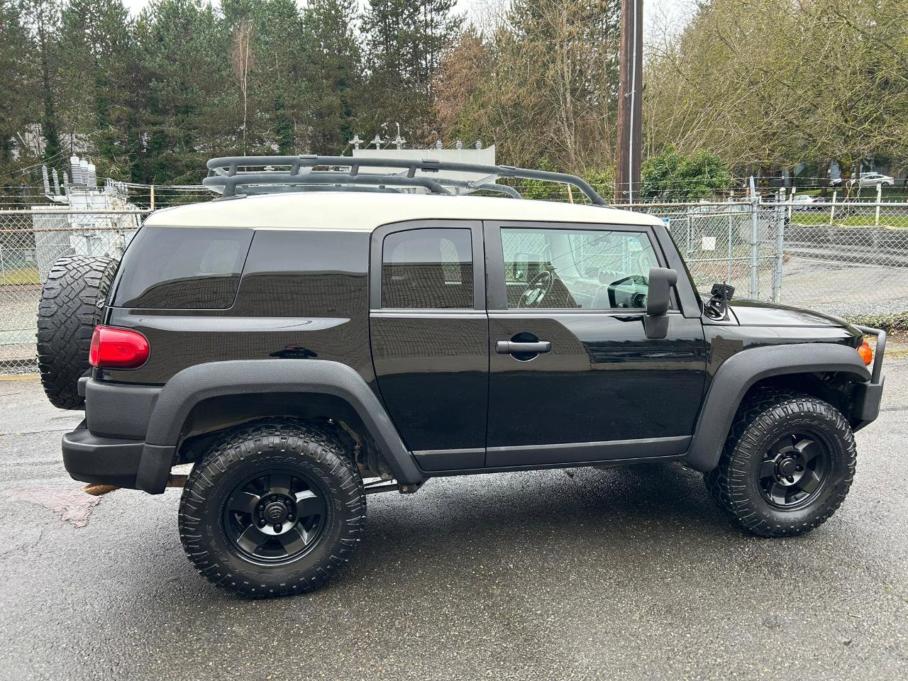 Used 2010 Toyota FJ Cruiser 4WD AT image 4
