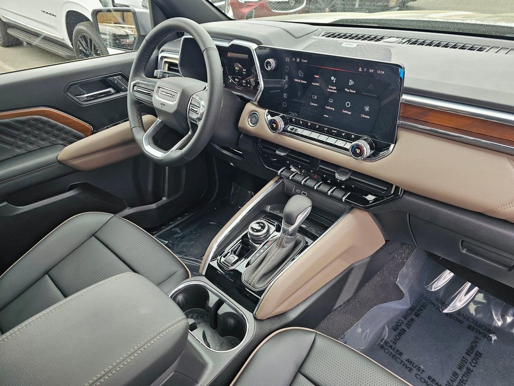 New 2026 GMC Canyon Denali w/ LPO, Black Badging Package image 10