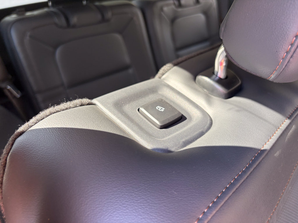 New 2026 Lincoln Aviator Reserve w/ Jet Appearance Package AWD/4WD image 30