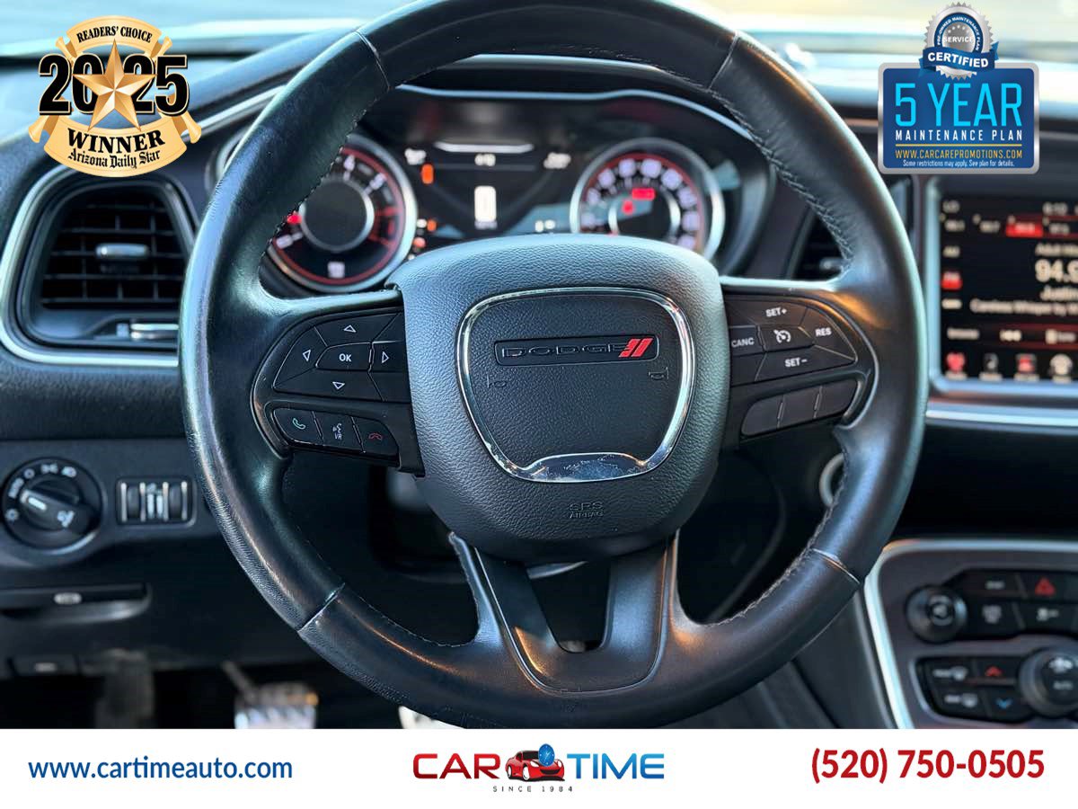 Used 2015 Dodge Challenger R/T Scat Pack w/ Scat Pack Appearance Package RWD image 10