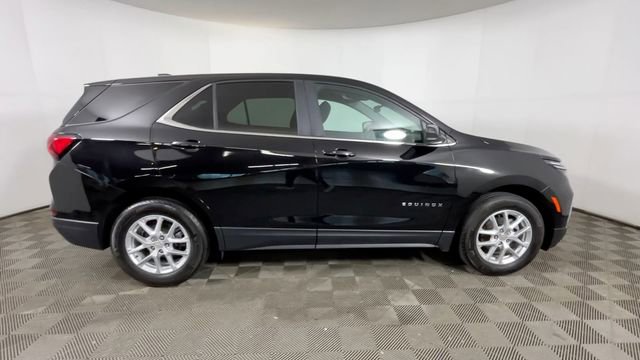 Used 2024 Chevrolet Equinox LT w/ LPO, Floor Liner Package FWD image 3