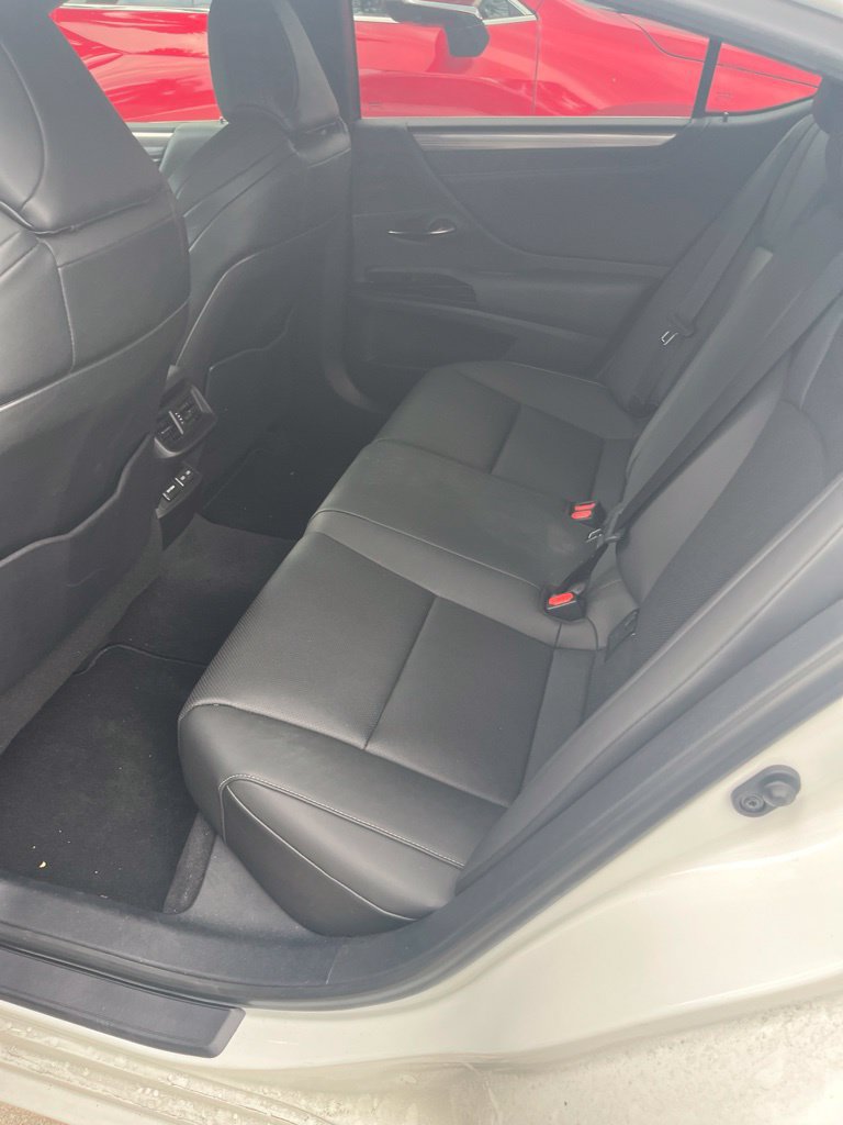 Certified 2024 Lexus ES 350 F Sport w/ Accessory Package (Z2) FWD image 5