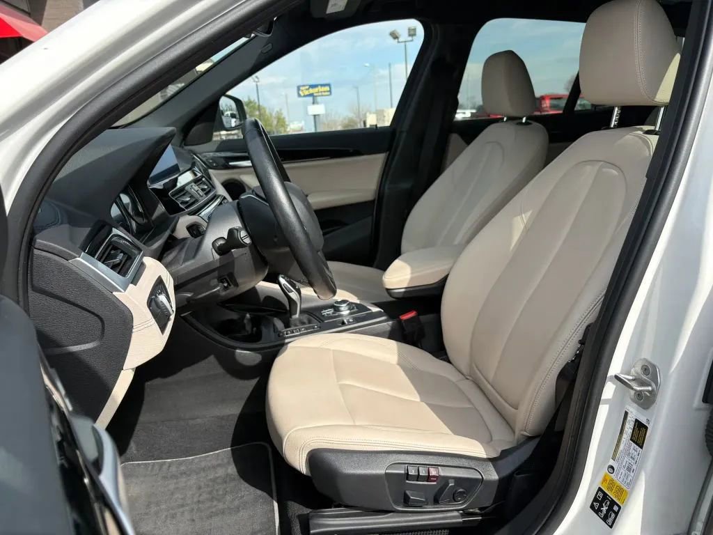 Used 2022 BMW X1 xDrive28i w/ Convenience Package image 21