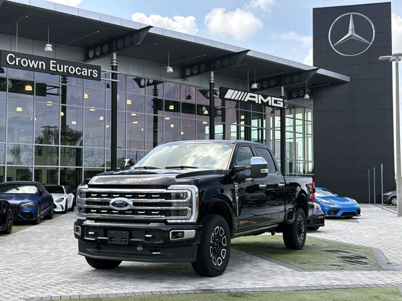 Used 2024 Ford F250 Platinum AWD/4WD image 1