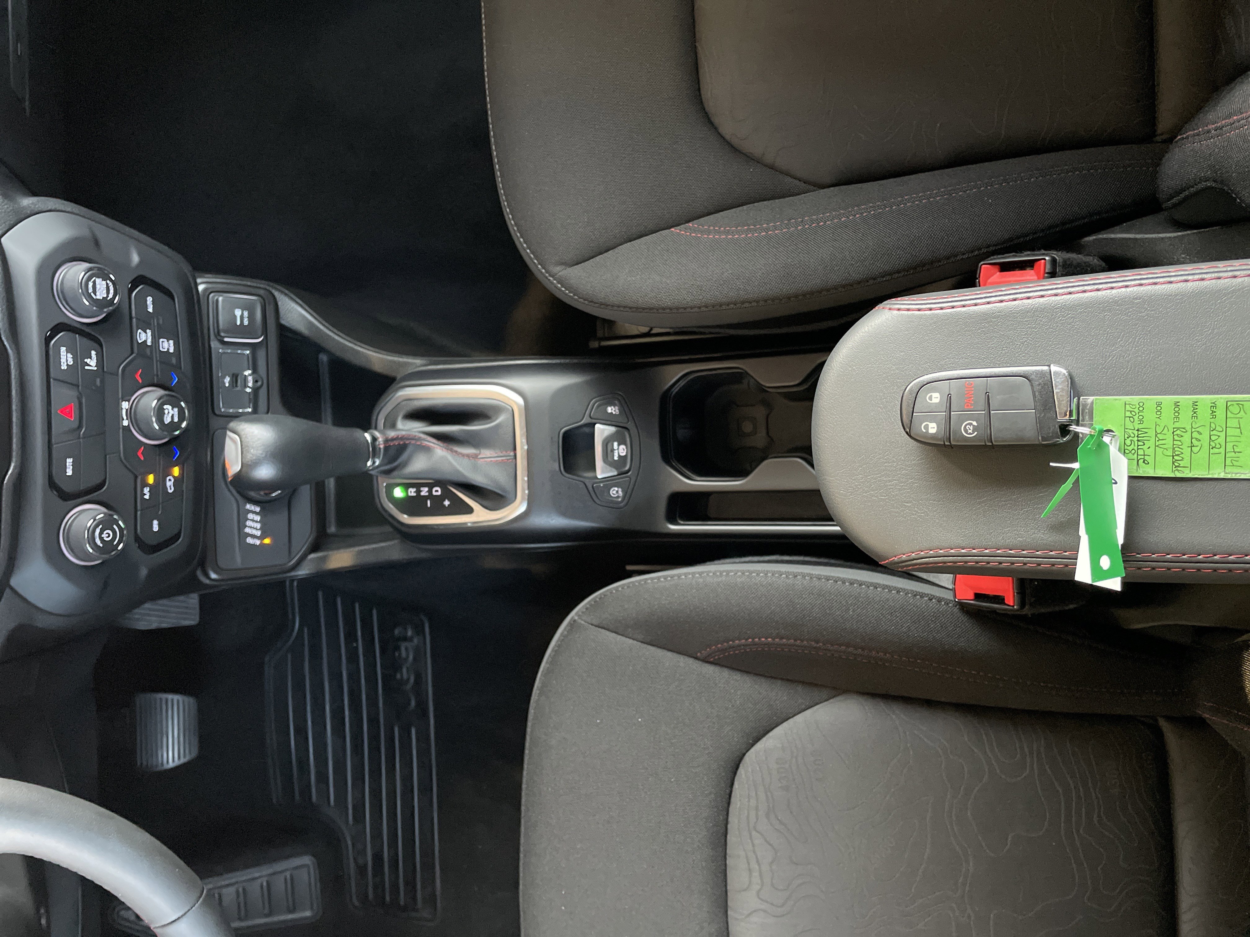 Used 2023 Jeep Renegade Trailhawk image 11