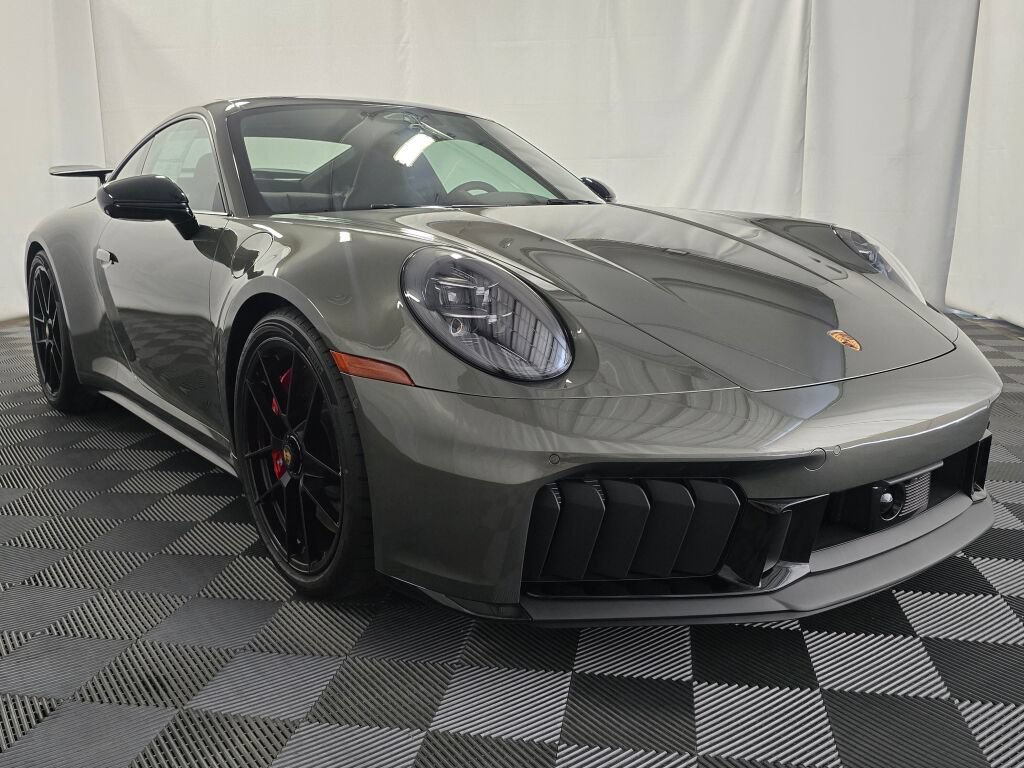 New 2026 Porsche 911 Carrera GTS RWD image 9