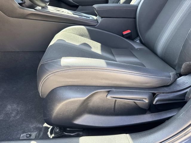 Used 2023 Honda Civic Sport image 17