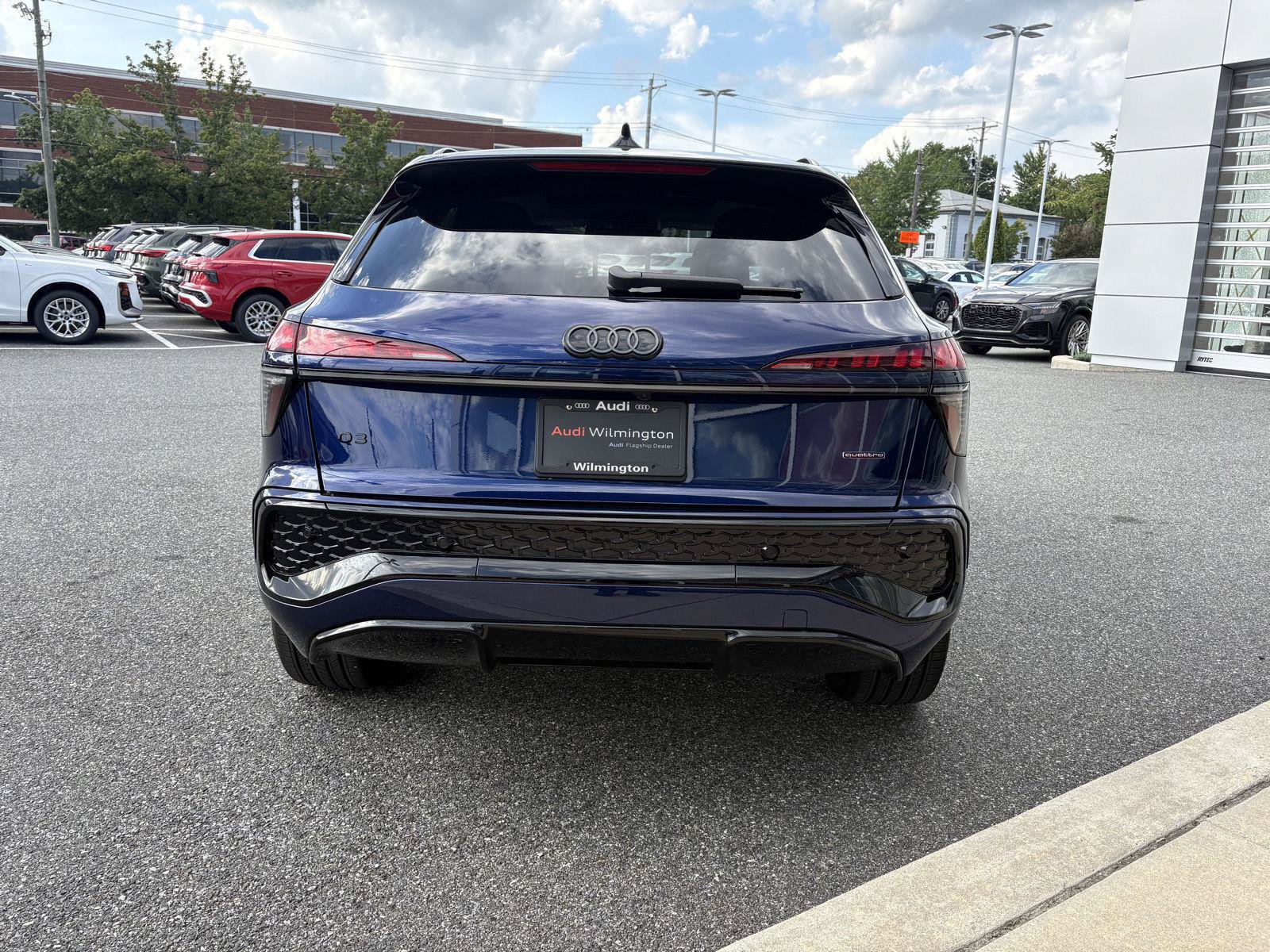 New 2026 Audi Q3 quattro 2.0T AWD/4WD image 4