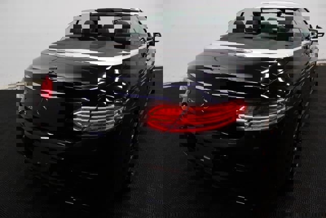 Used 2018 Mercedes-Benz C 300 Sport image 10