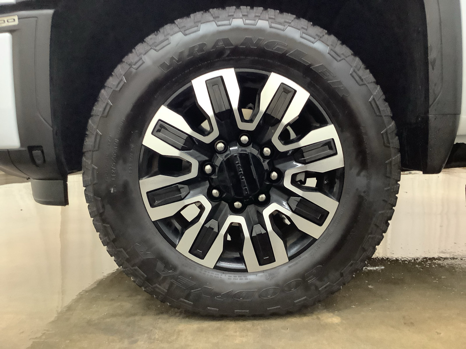Used 2026 GMC Sierra 2500 Denali Ultimate AWD/4WD image 26