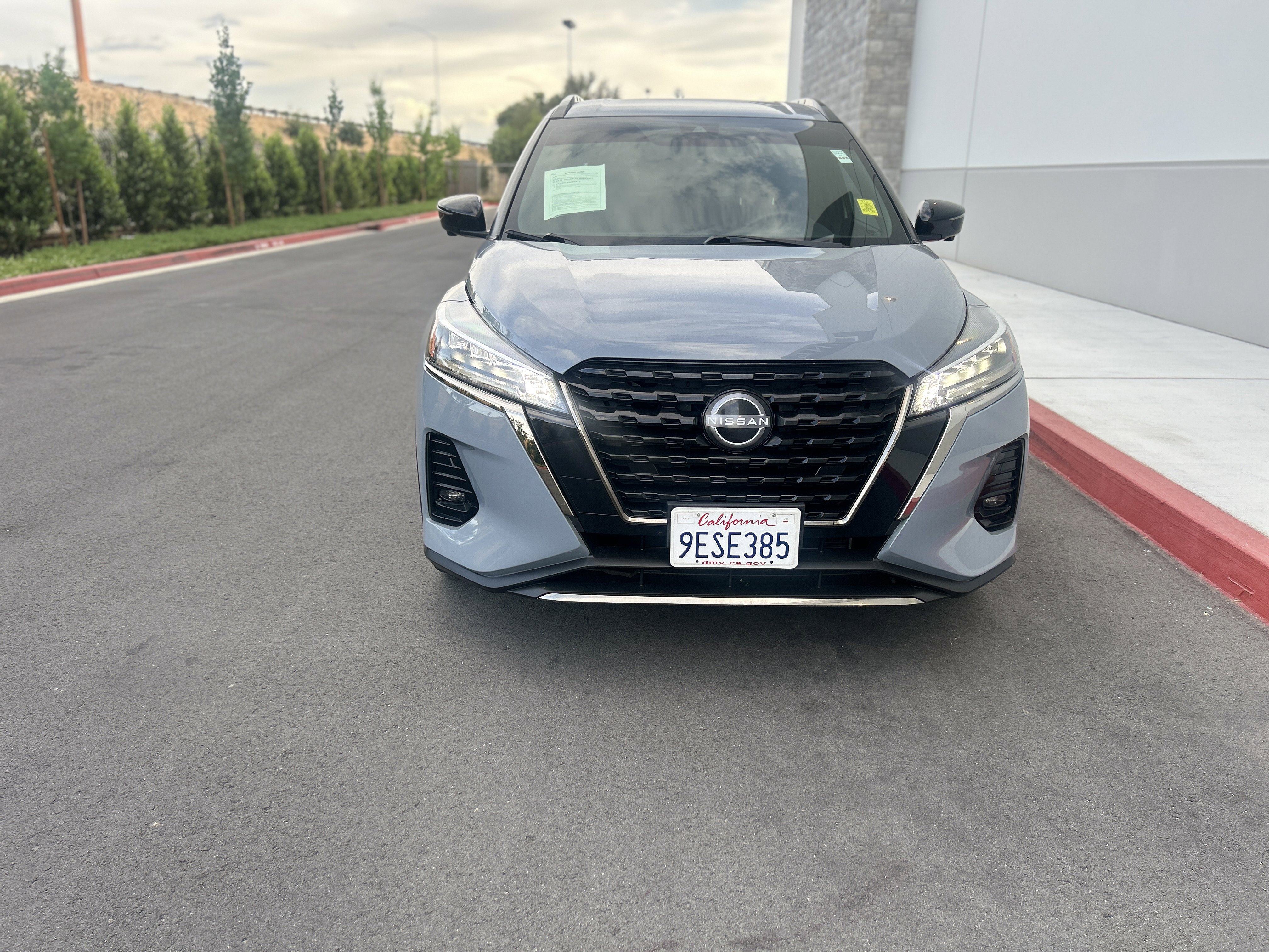 Used 2023 Nissan Kicks SR image 34
