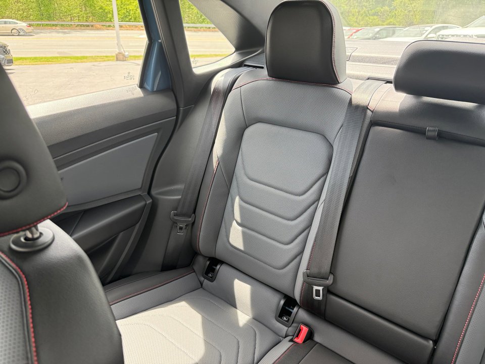 New 2026 Volkswagen Jetta GLI Autobahn FWD image 29