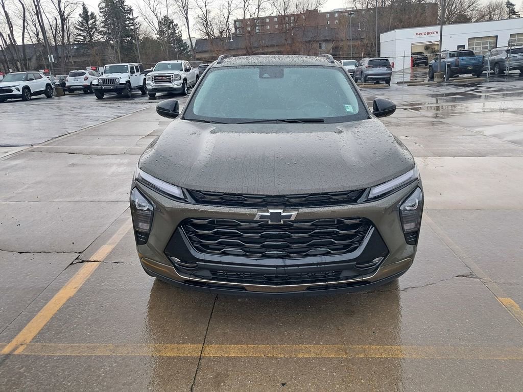 Used 2024 Chevrolet Trax ACTIV w/ Sunroof Package image 5