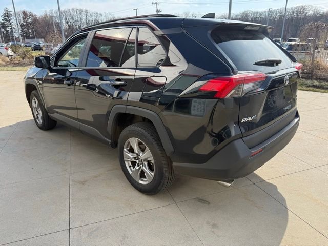 Used 2025 Toyota RAV4 XLE image 5