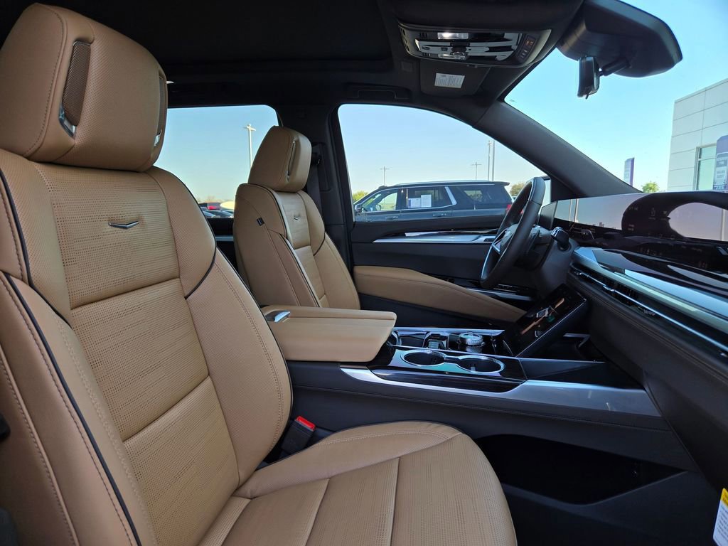 New 2026 Cadillac Escalade Luxury w/ Touring Package image 30
