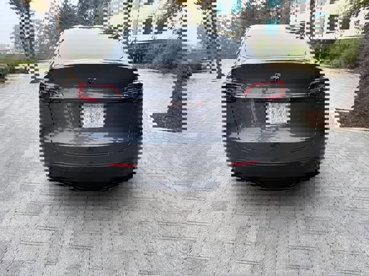 Used 2023 Tesla Model Y Long Range image 7