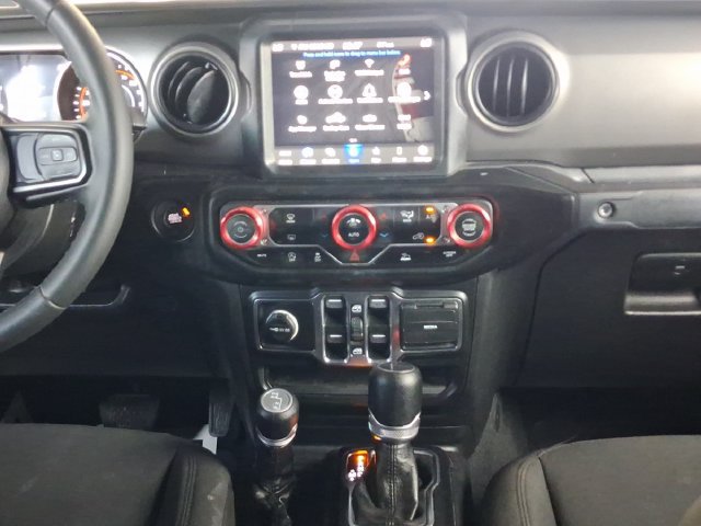 Used 2022 Jeep Gladiator Sport AWD/4WD image 4