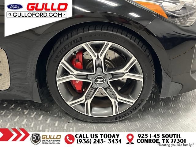 Used 2020 Kia Stinger GT1 RWD image 30