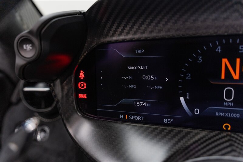 Used 2024 McLaren 750S Spider RWD image 95