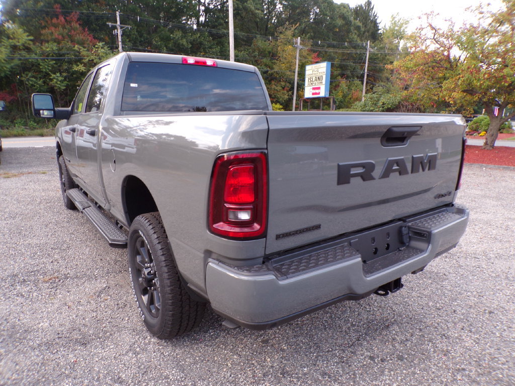 New 2026 RAM 2500 Big Horn AWD/4WD image 8