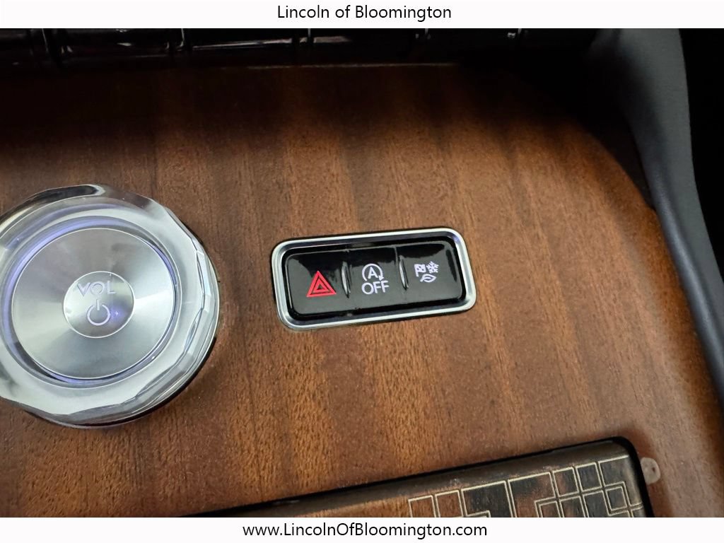 New 2025 Lincoln Navigator L Black Label AWD/4WD image 73
