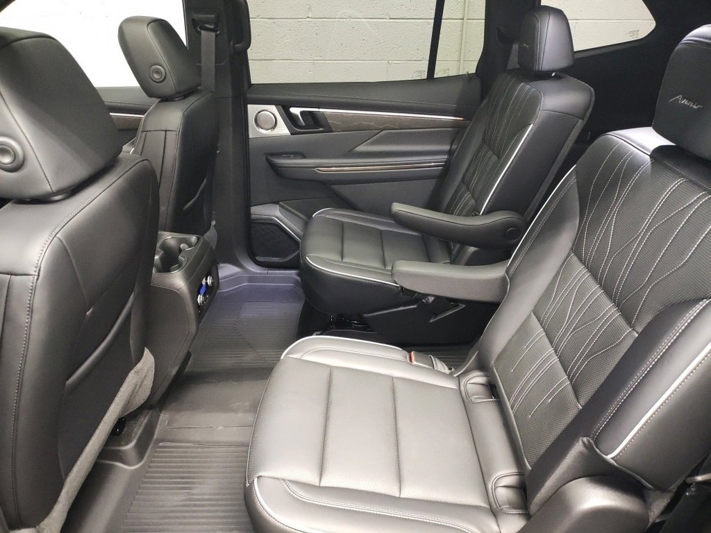 New 2026 Buick Enclave Avenir w/ Super Cruise Package image 28