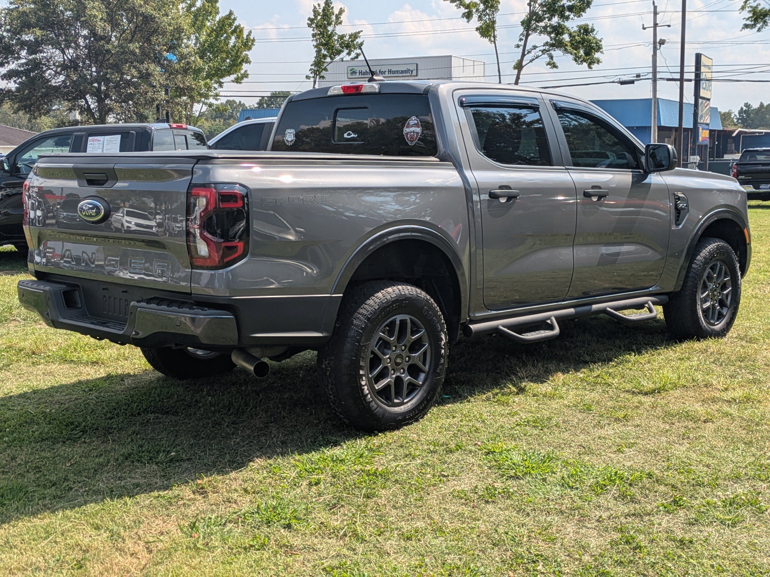 Used 2024 Ford Ranger XLT image 4