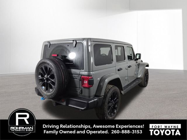 Used 2022 Jeep Wrangler Unlimited Sahara w/ Cold Weather Group image 7