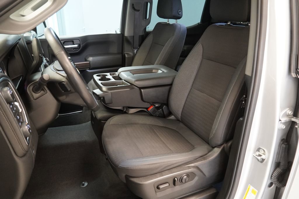 Used 2020 Chevrolet Silverado 1500 LT w/ All-Star Edition AWD/4WD image 3