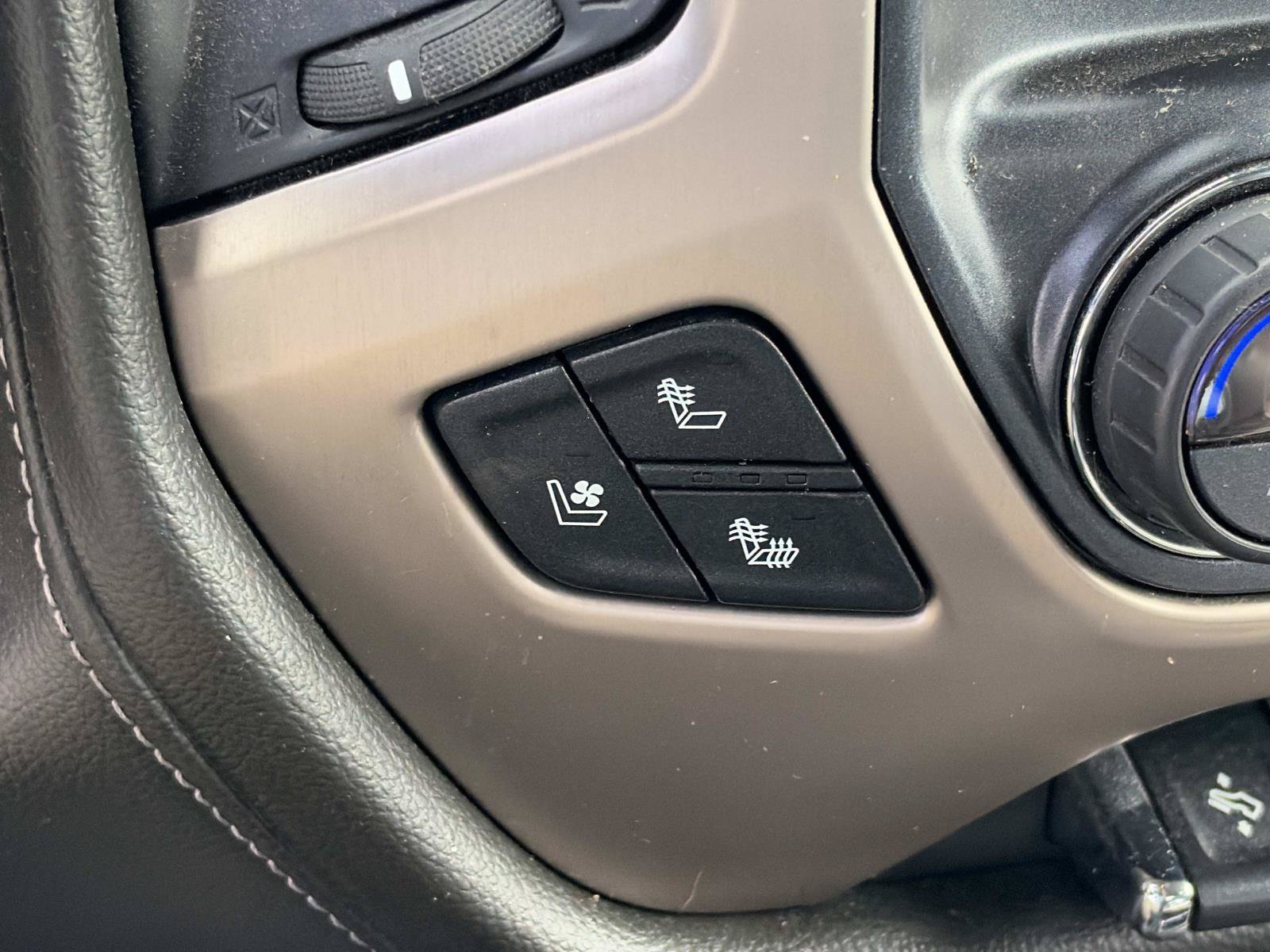 Used 2018 GMC Sierra 1500 Denali w/ Denali Ultimate Package AWD/4WD image 25