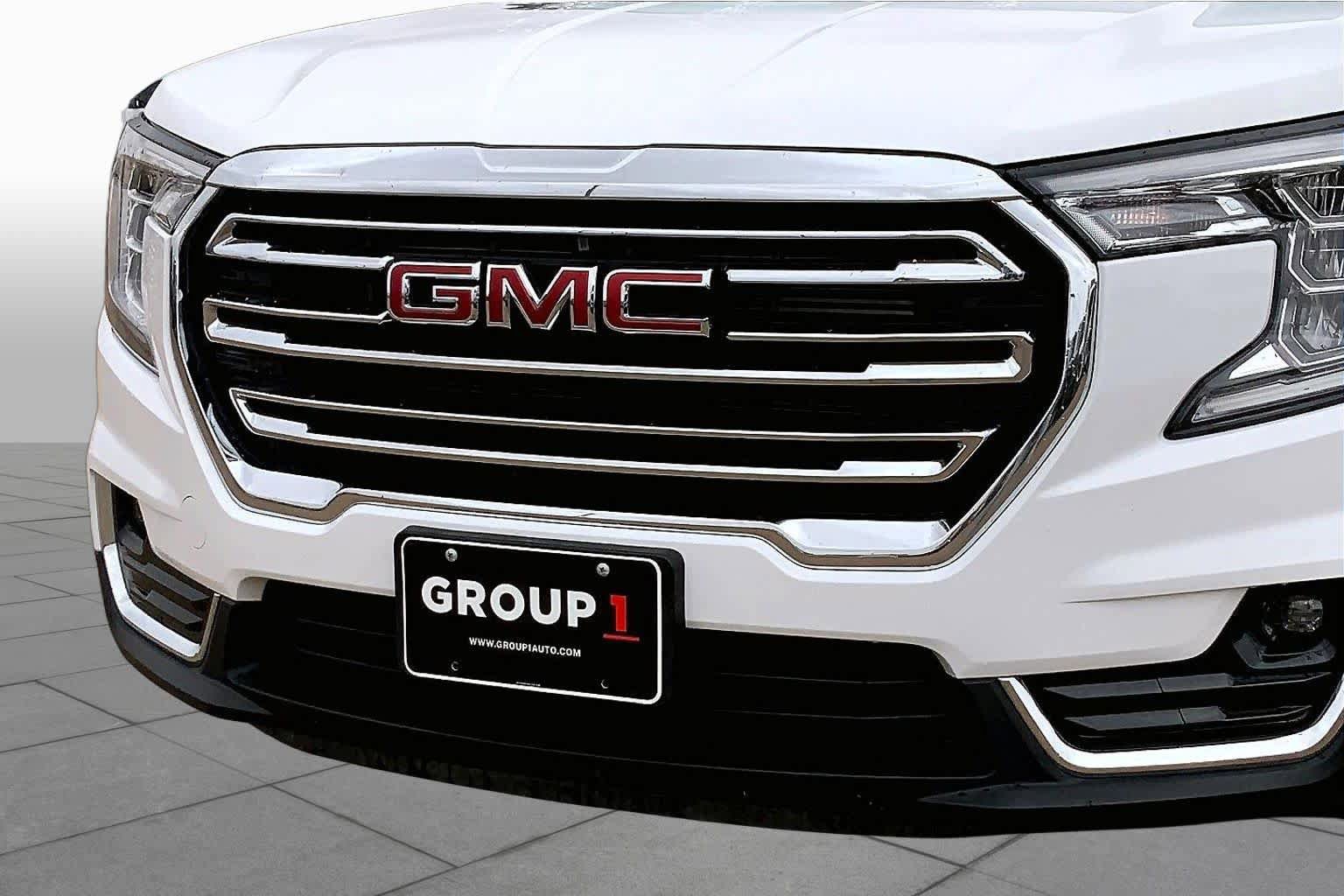 Used 2022 GMC Terrain SLT FWD image 30