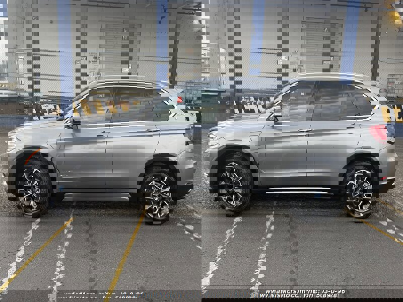 Used 2018 BMW X5 xDrive40e image 3