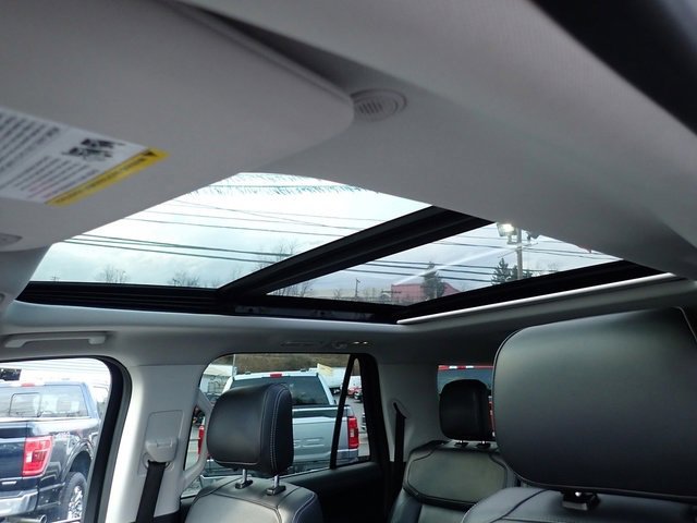 Used 2025 Ford Expedition Max Platinum image 25