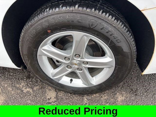 Used 2024 Chevrolet Malibu LS w/ Driver Confidence Package FWD image 41
