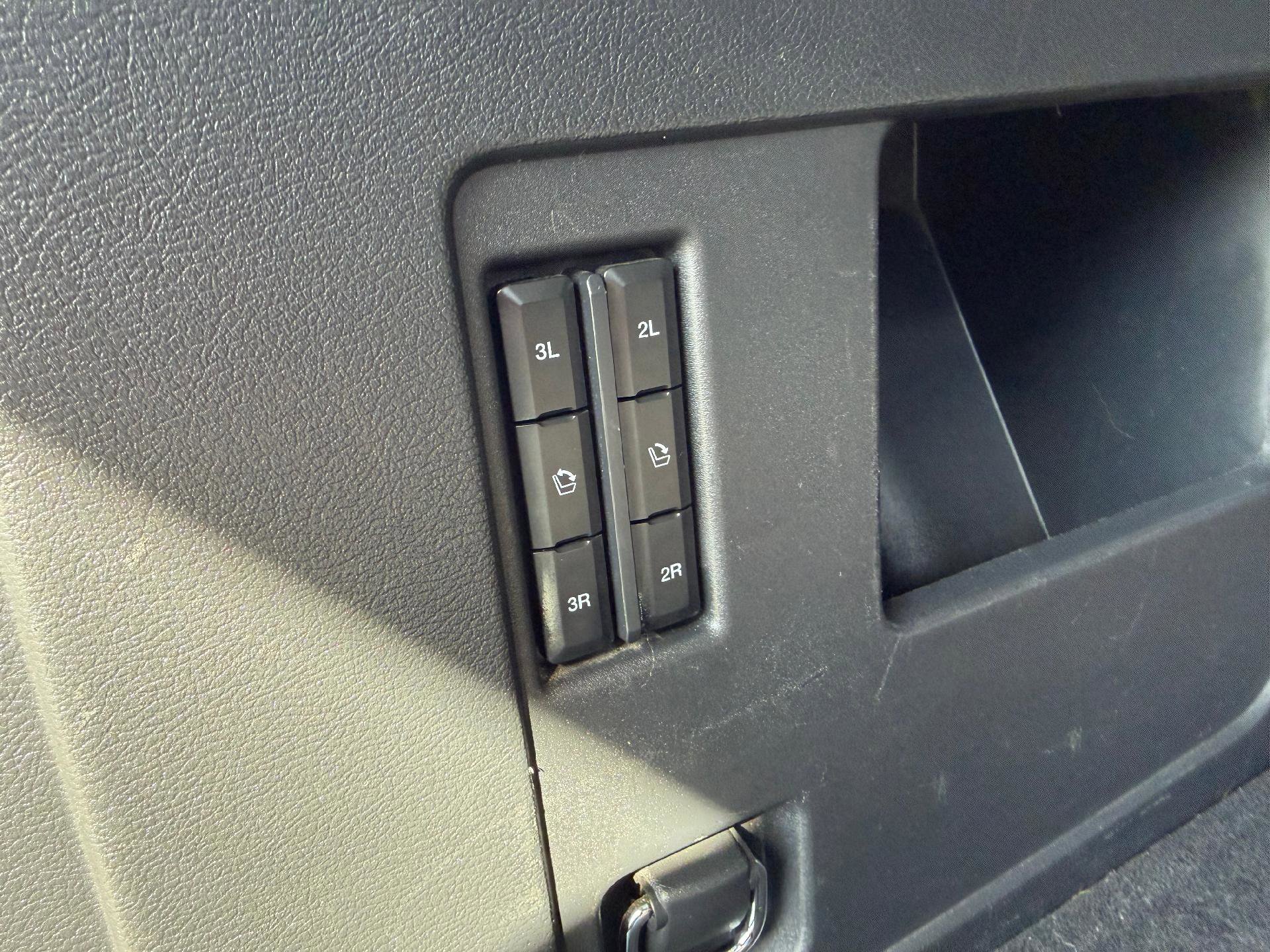 Used 2023 Ford Expedition Max XLT image 14