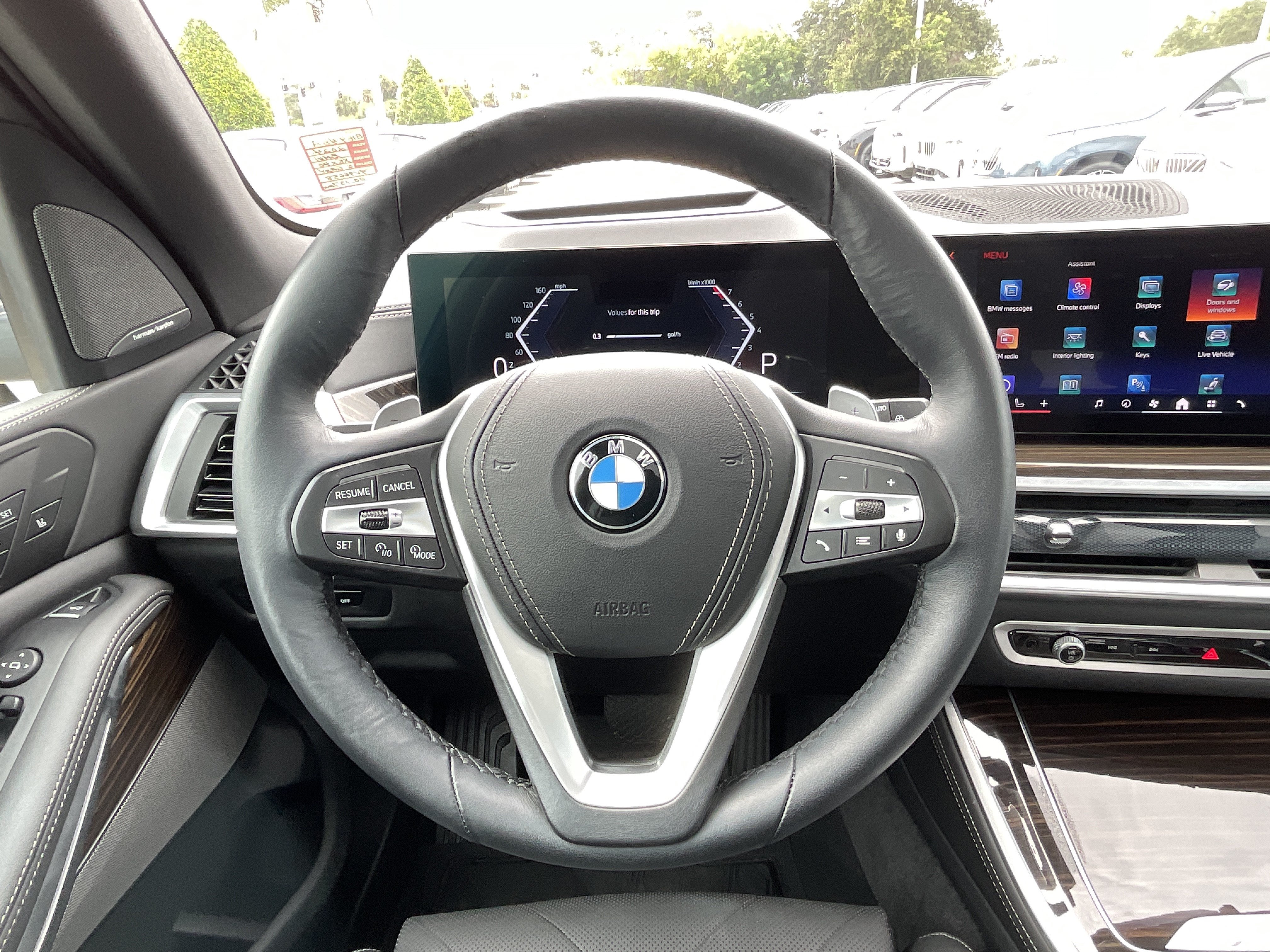 Used 2024 BMW X5 xDrive40i w/ Premium Package AWD/4WD image 13