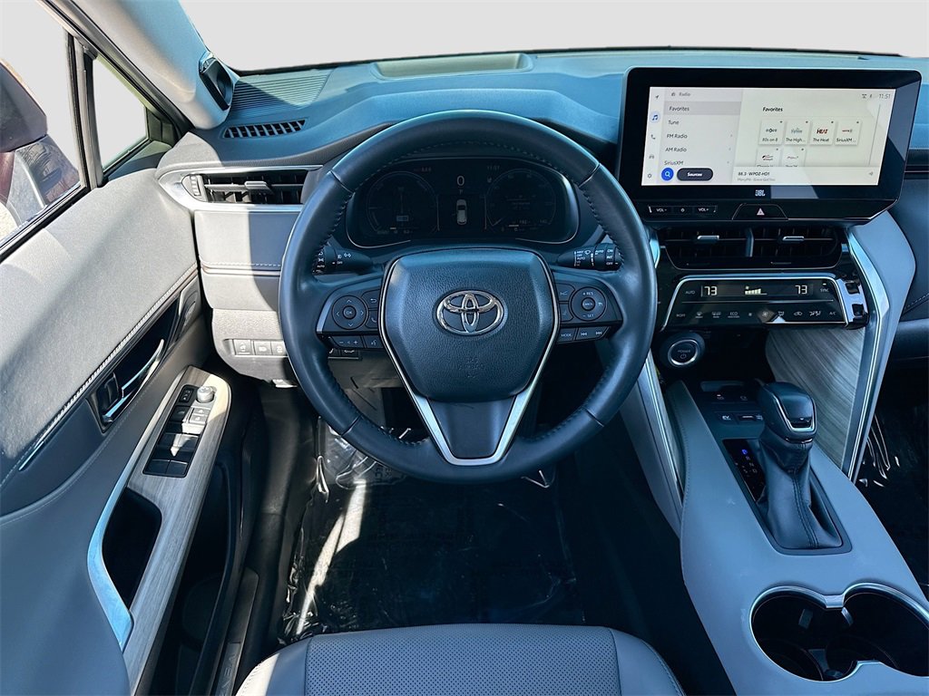 Used 2023 Toyota Venza Limited image 22