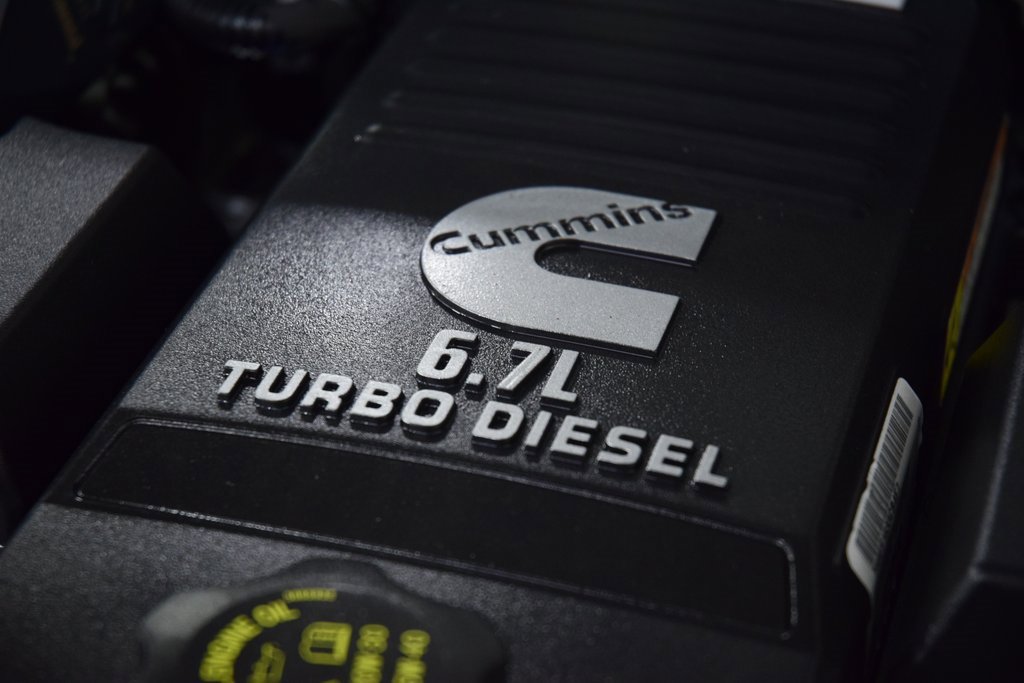 Used 2023 RAM 2500 Limited image 33